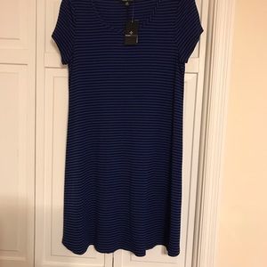 Ronni & Nicole casual dress Size M - NWT